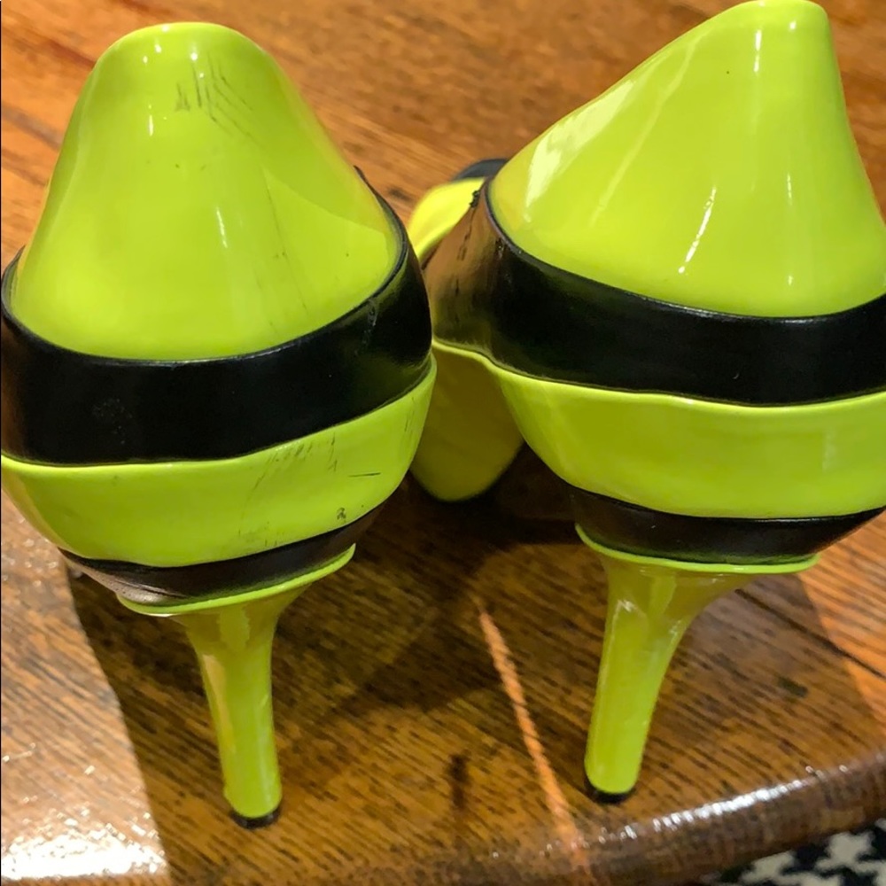 BCBG Heels - Picture 3 of 5